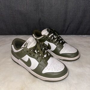 Women’s dunk low `medium olive’